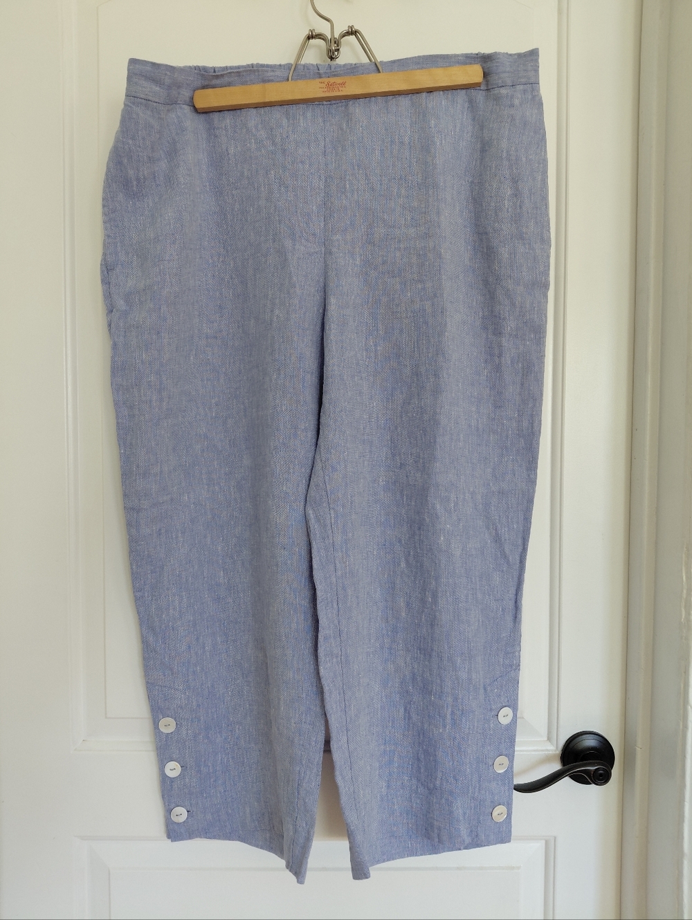 New! Chico's Pull On Elastic Linen Button Hem Crop‎ Blue Veil Size 3